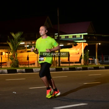 Runner Photo 3471906