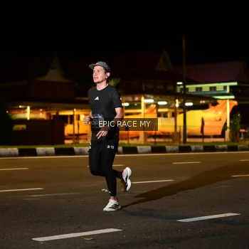 Runner Photo 3471925