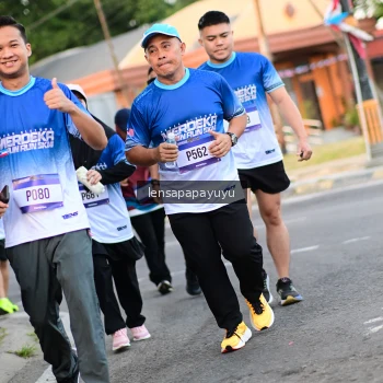 Runner Photo 3471933