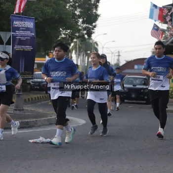 Runner Photo 3471935