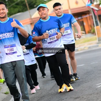 Runner Photo 3471955