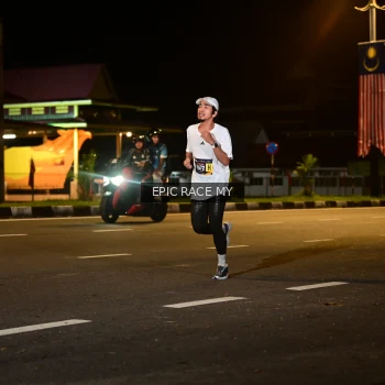 Runner Photo 3471968