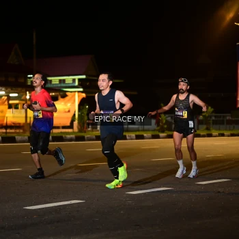 Runner Photo 3471999