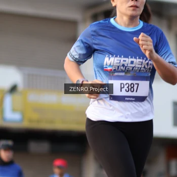 Runner Photo 3472010