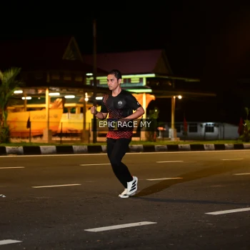 Runner Photo 3472020
