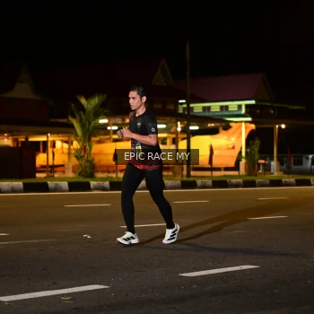 Runner Photo 3472024