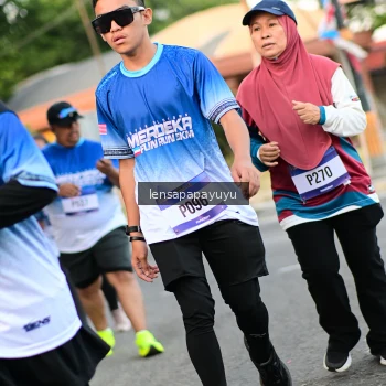 Runner Photo 3472042