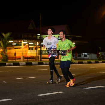 Runner Photo 3472047