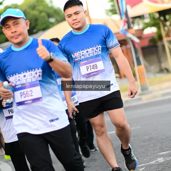 Runner Photo 3472049