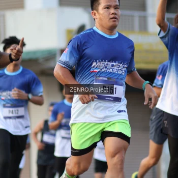 Runner Photo 3472050