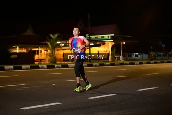 Runner Photo 3472096