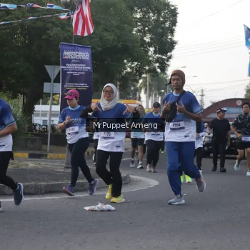 Runner Photo 3472122