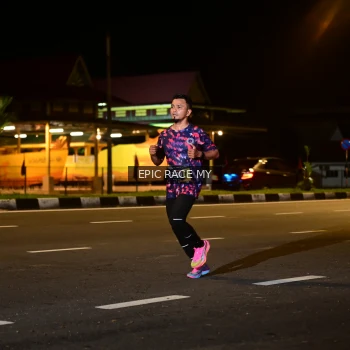Runner Photo 3472126