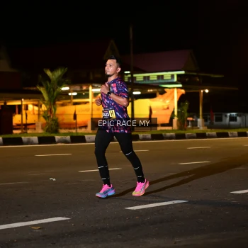 Runner Photo 3472136
