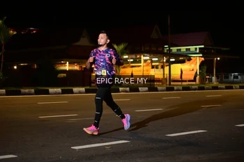 Runner Photo 3472140