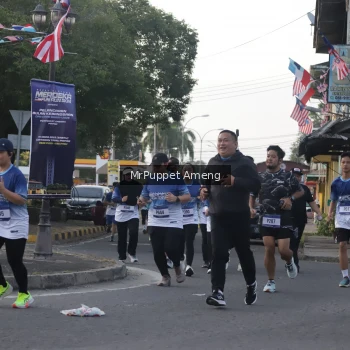 Runner Photo 3472155