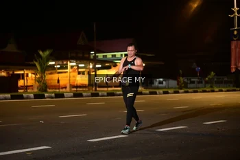 Runner Photo 3472183