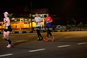 Runner Photo 3472184