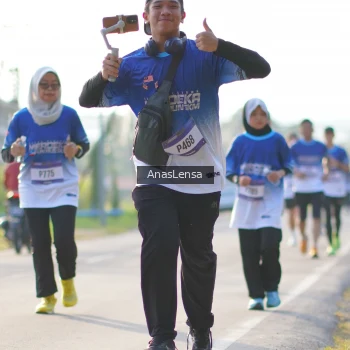 Runner Photo 3472215
