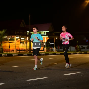 Runner Photo 3472234