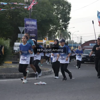 Runner Photo 3472239