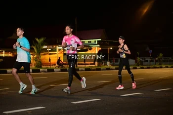 Runner Photo 3472255
