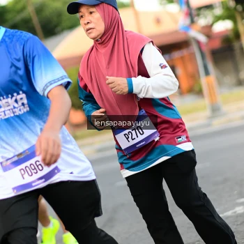 Runner Photo 3472256