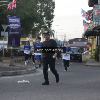 Runner Photo 3472264