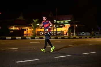 Runner Photo 3472297