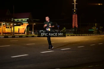 Runner Photo 3472299
