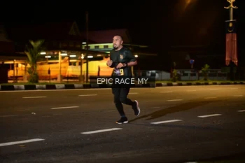 Runner Photo 3472307
