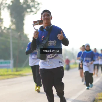 Runner Photo 3472323