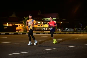 Runner Photo 3472335