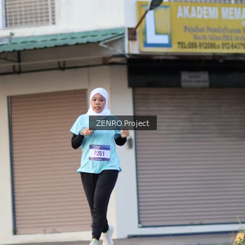 Runner Photo 3472342