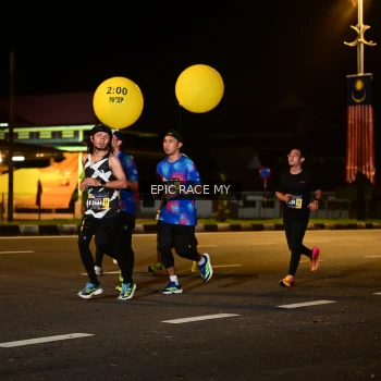 Runner Photo 3472343