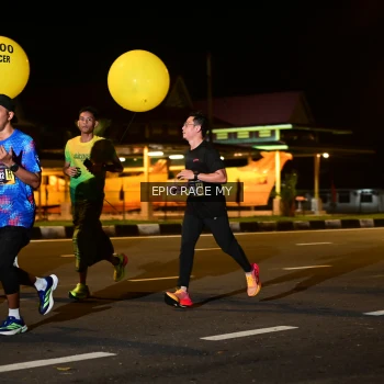 Runner Photo 3472347