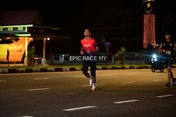 Runner Photo 3472354