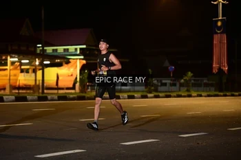 Runner Photo 3472358