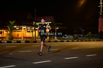 Runner Photo 3472365