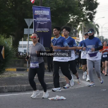 Runner Photo 3472370