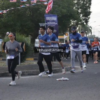 Runner Photo 3472371