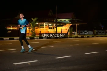 Runner Photo 3472397