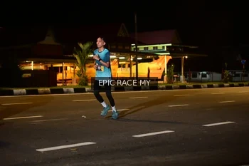 Runner Photo 3472410