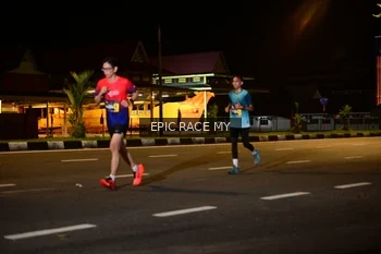 Runner Photo 3472412