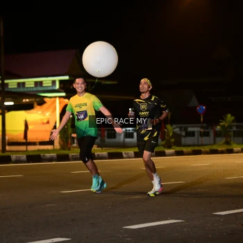 Runner Photo 3472435