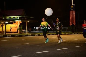 Runner Photo 3472442