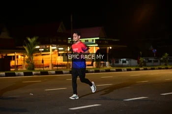 Runner Photo 3472445