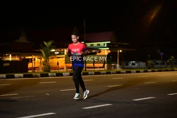 Runner Photo 3472453