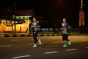 Runner Photo 3472464