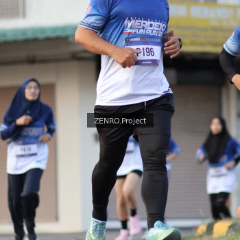 Runner Photo 3472481